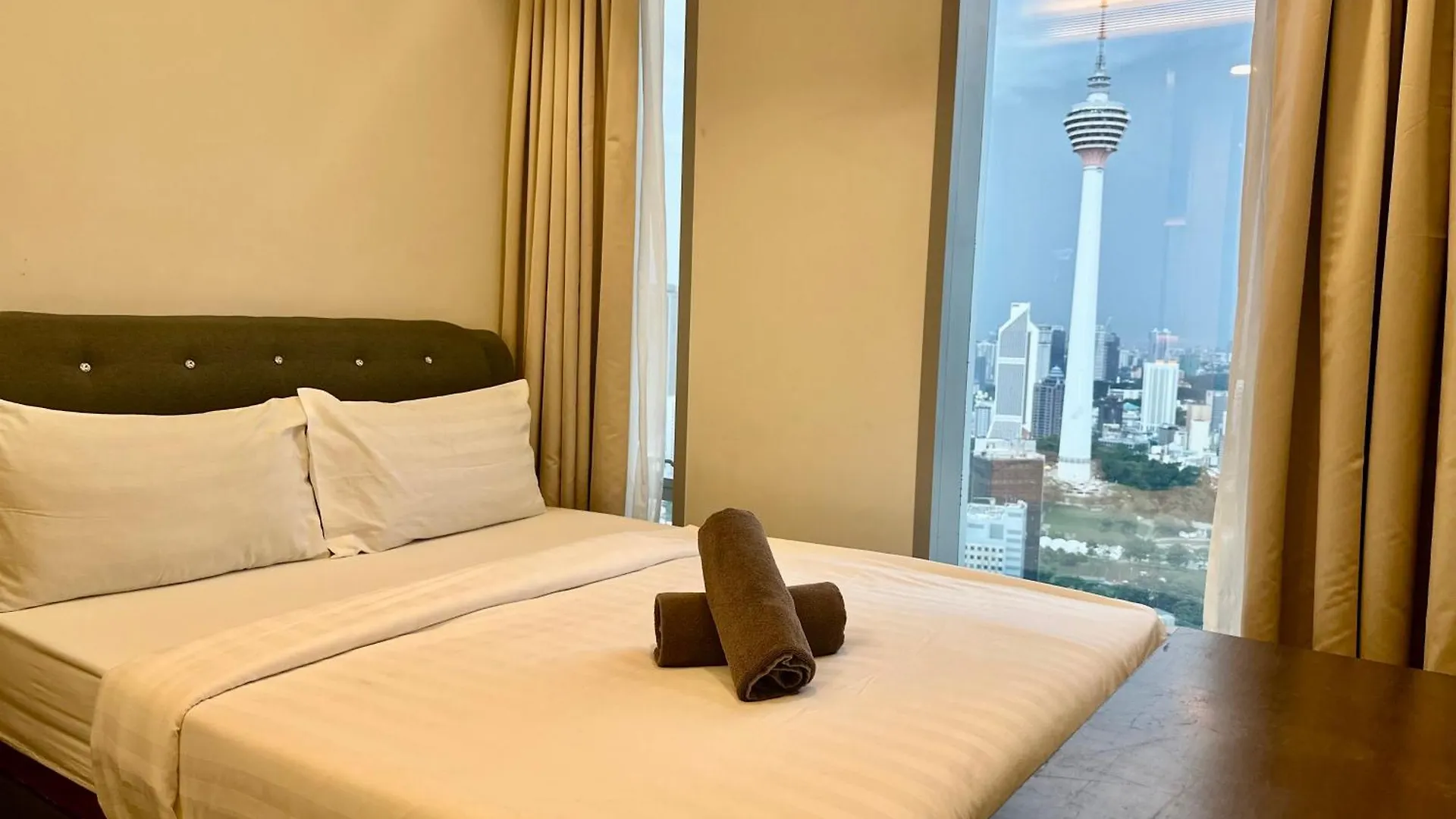 Queen Suites Tropicana The Residence Klcc Kuala Lumpur City Centre Pansiyon