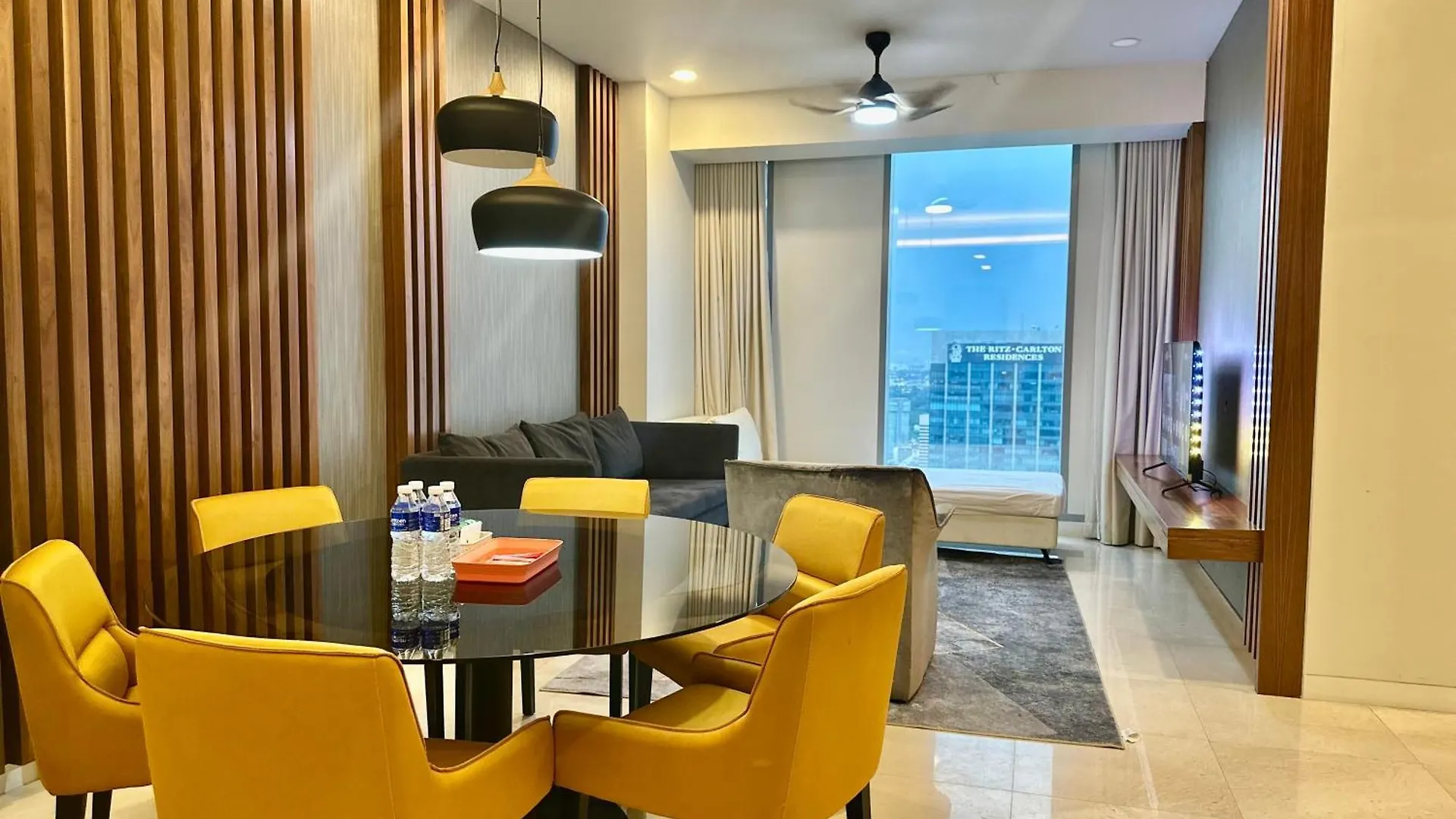 Queen Suites Tropicana The Residence Klcc Kuala Lumpur City Centre Malezya
