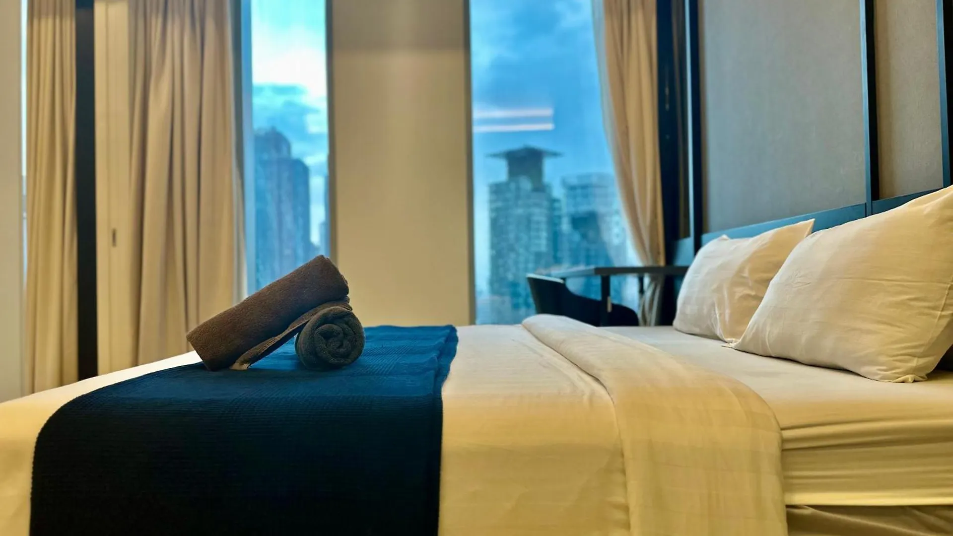 Queen Suites Tropicana The Residence Klcc Kuala Lumpur City Centre Pansiyon