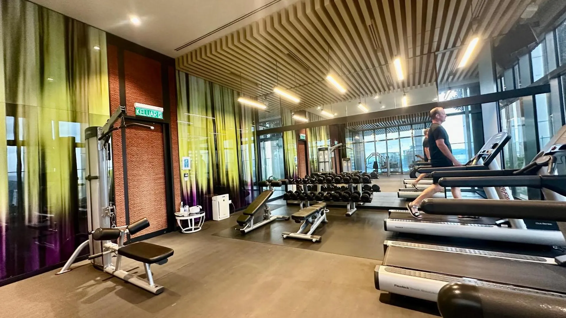 Queen Suites Tropicana The Residence Klcc Kuala Lumpur City Centre Pansiyon