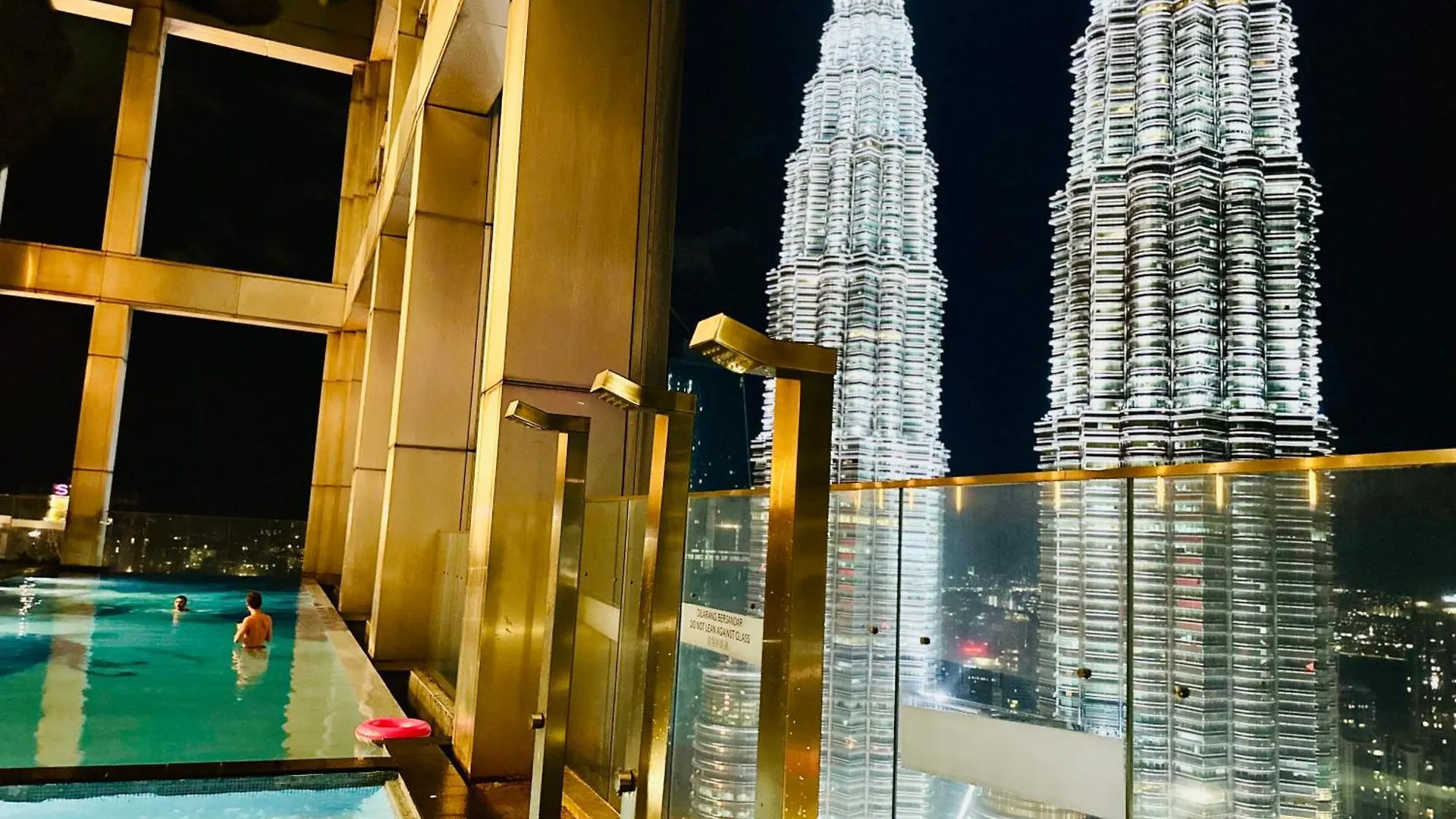 Pansiyon Queen Suites Tropicana The Residence Klcc Kuala Lumpur City Centre