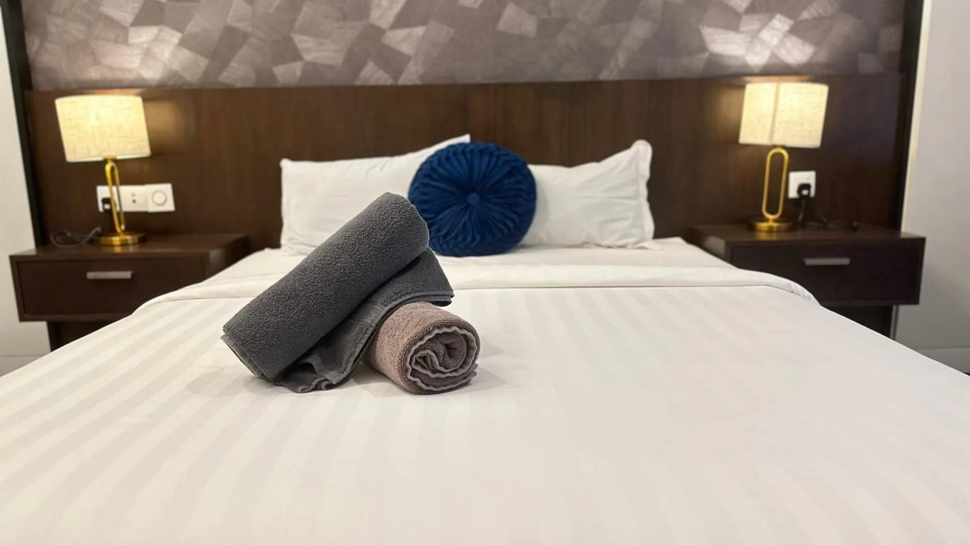 Queen Suites Tropicana The Residence Klcc Kuala Lumpur City Centre 0*,